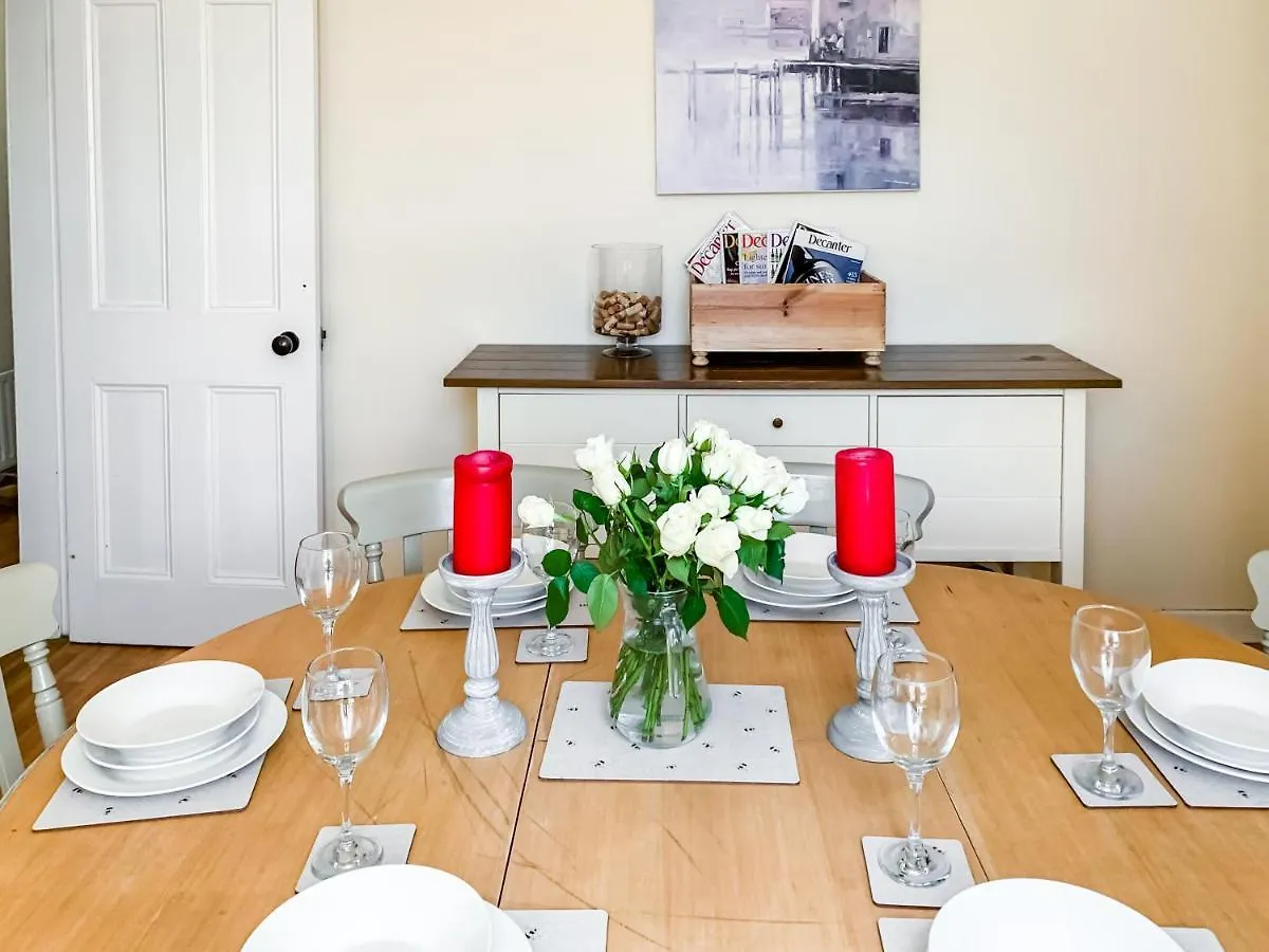 Apartment Waverley Lodge - Quaint Victorian Home With Free Parking York