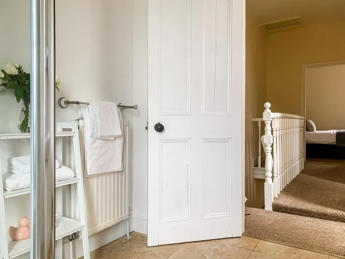 Waverley Lodge - Quaint Victorian Home With Free Parking York Apartment