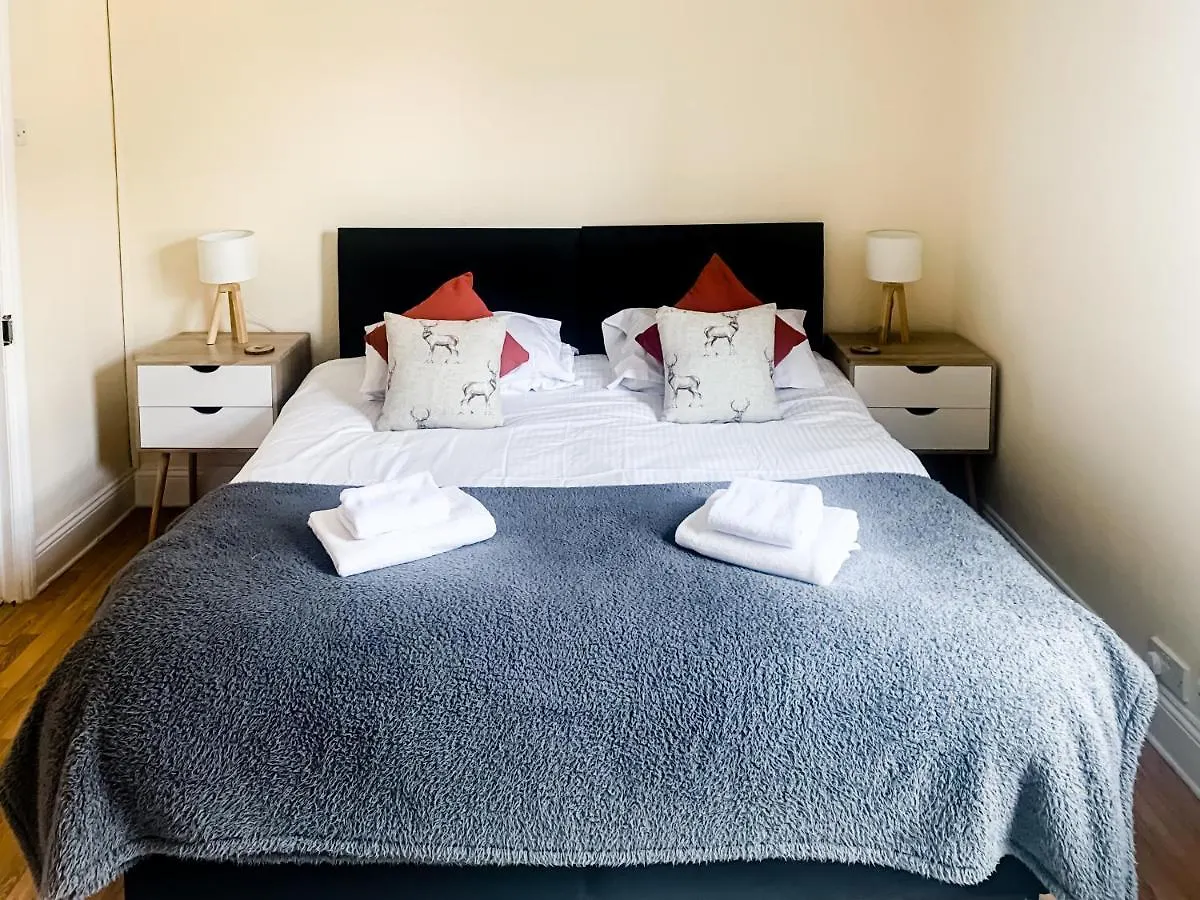 Waverley Lodge - Quaint Victorian Home With Free Parking York