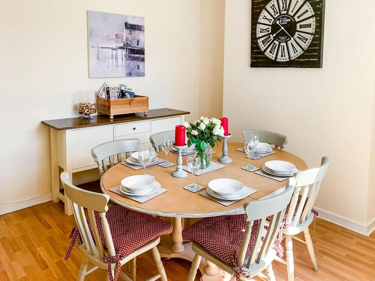 아파트 Waverley Lodge - Quaint Victorian Home With Free Parking 요크 영국