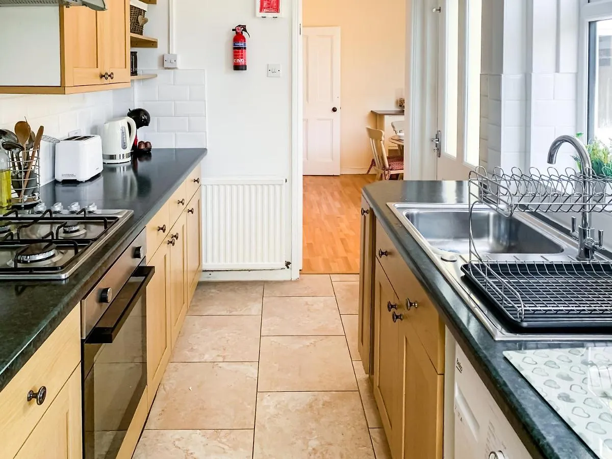 Waverley Lodge - Quaint Victorian Home With Free Parking 요크